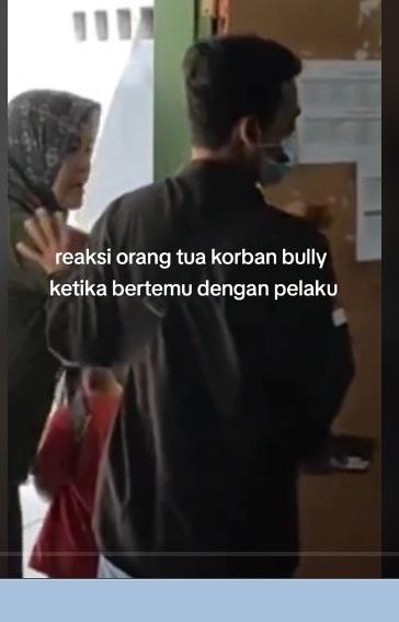 bully-orangtua-korban-marah.jpg