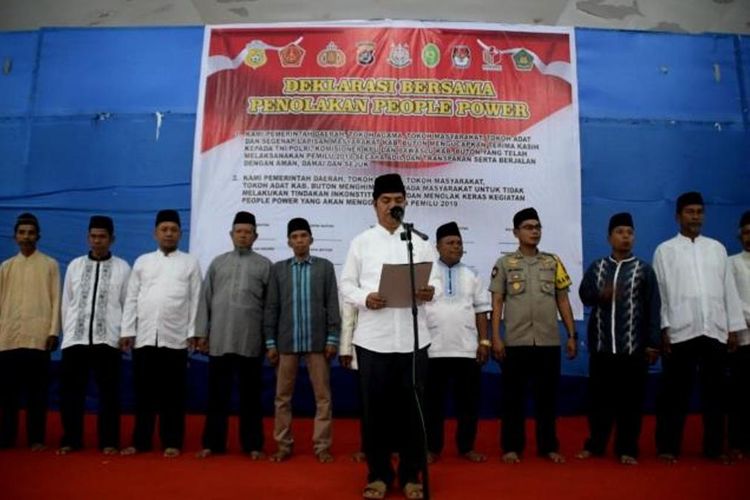 bupati-buton-dan-tokoh-masyarakat-deklarasi-tolak-people-power-ini-imbauannya.jpg