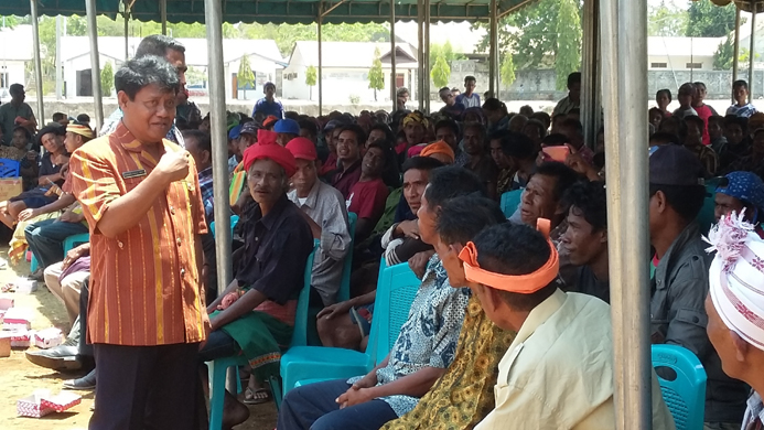 Bupati Sumba Barat Daya Siap Tempatkan Lima Sarjana di Desa Sukseskan Program 7 Jembatan Emas