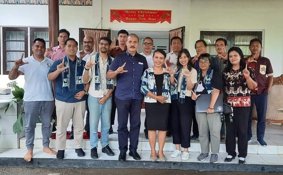 Sumba Timur Tuan Rumah Residensi Seniman Qatar-Indonesia 2023 Year of Culture