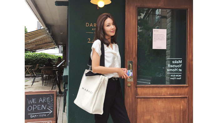 Intip Gaya OOTD Sooyoung Saat Liburan, Bisa Kamu Tiru lho!