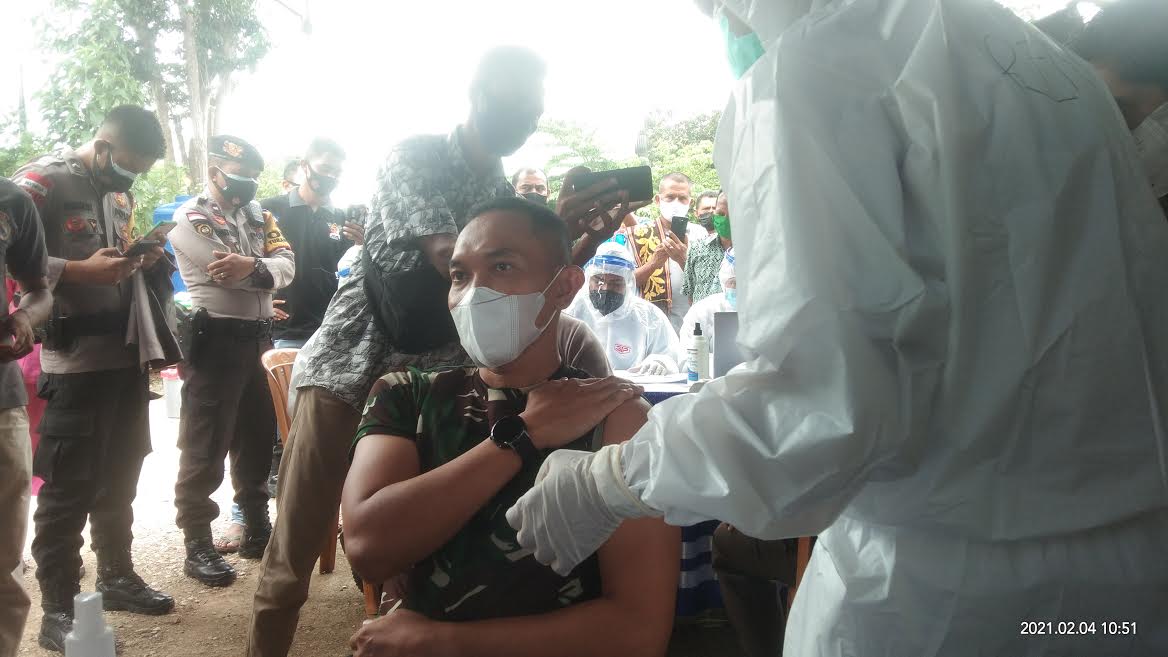 Dandim 1618/TTU, Letkol Arm. Roni Junaidi : Masyarakat Jangan Takut Divaksin