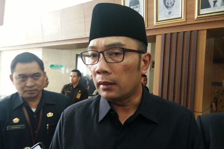 SIMAK Isinya, Gubernur Jabar Ridwan Kamil Kirim Surat untuk Jokowi dan Puan Tolak UU Cipta Kerja