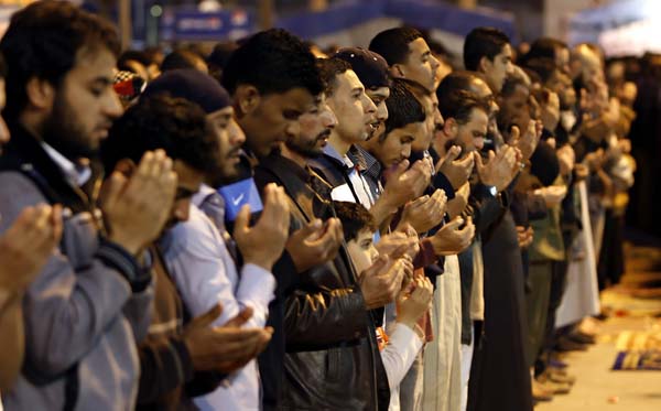 Bolehkah Tidak Membaca Qunut Saat Sholat Subuh? Begini Penjelasan Ustaz Abdul Somad