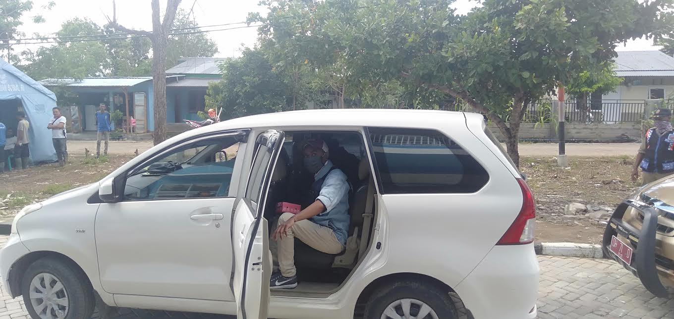 Tim Gugus Tugas Penanganan Covid-19 TTU Pulangkan Dua WNA Asal Timor Leste