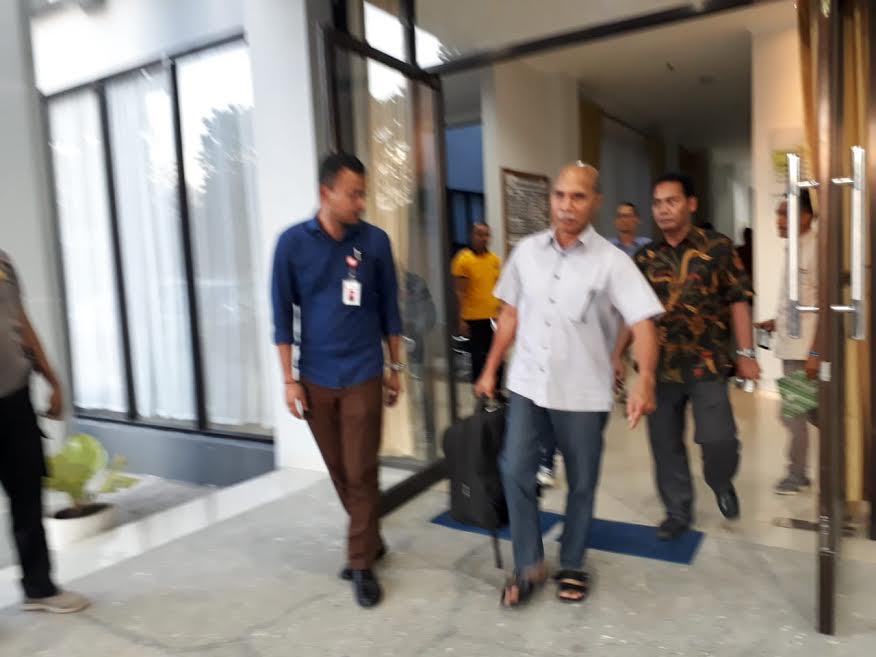 BREAKING NEWS : Jaksa Tahan Kadis Dukcapil dan Kasi Singkronisasi Data Dukcapil Ngada