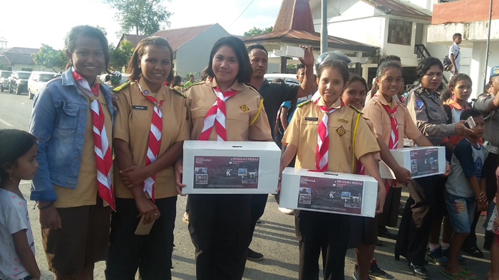 SMA Karanu Sumba Barat Peduli Gempa Palu dan Donggala