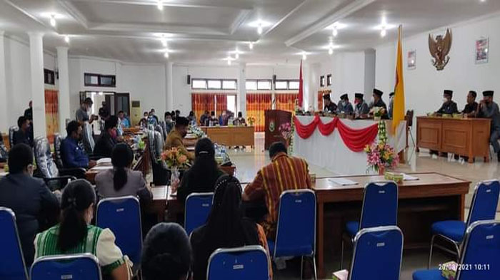 Enam Fraksi DPRD Sumba Barat Terima Nota Pengantar Pertanggungjawaban APBD 2020