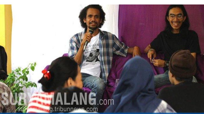 felix-k-nesi-kembali-ke-kampus-unmer-malang-setelah-juarai-sayembara-menulis-novel.jpg