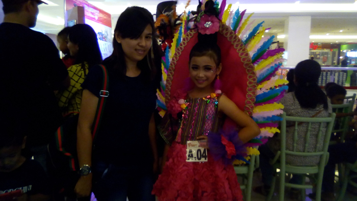 Ikut Fashion Show di Transmart Kupang, Pricillia: Tidak Penting Juara