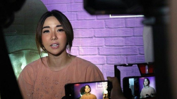 Reaksi Wijin Kekasih Gisel saat Lihat Video Hot Mirip Mamah Gempi, Mantan Gading, Putus?
