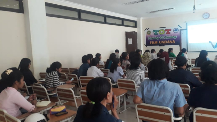 Himpunan Mahasiswa Prodi IKM FKM Undana Kupang Adakan Kegiatan Training Of Trainer