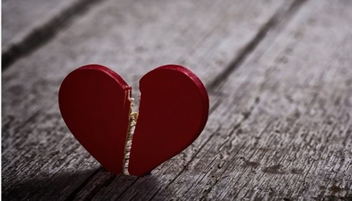 Betulkah Berteman Dengan Mantan Pacar Merupakan Satu Kesalahan?