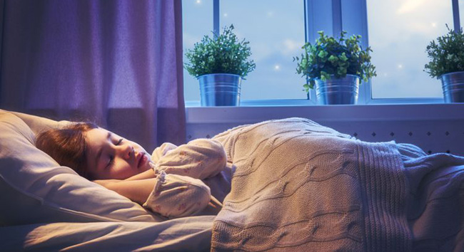 Moms, Begini Manfaatnya yang Bisa Didapatkan Jika Anak Terlatih Tidur Sendiri