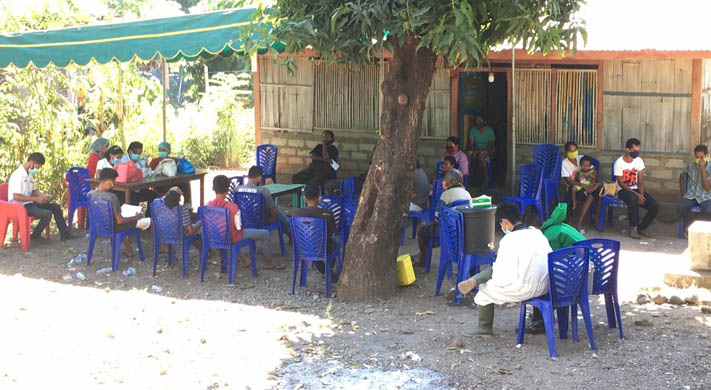 Ini yang Dilakukan Tim Satgas Covid-19 Sikka bagi Keluarga KNP di Wairterang