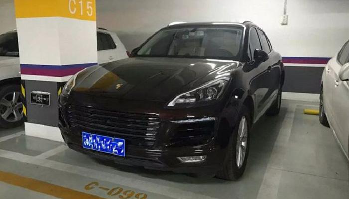 Sedih! Seorang Pria Dicampakkan Pacarnya Gara-gara Ketahuan Harga Mobilnya Murah