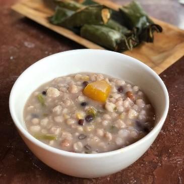 Jagung Bose Khas Nona Timor Selembut Untaian Halus Rambut Nona Timor Saat di Kecapi