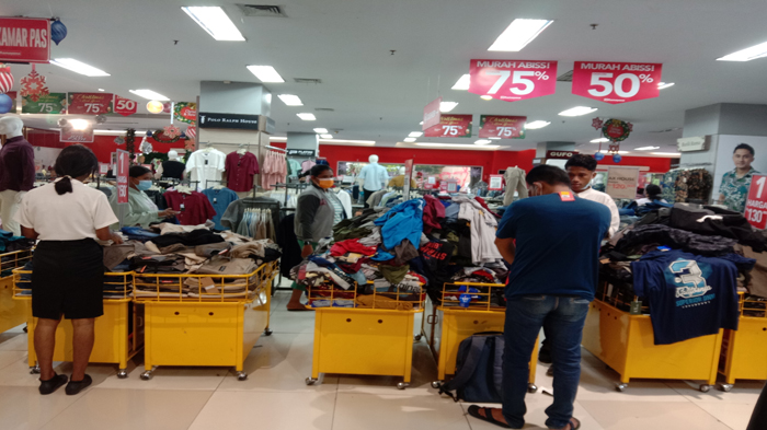 Jelang Nataru, Pusat Perbelanjaan Tidak Seramai Sebelum Pandemi