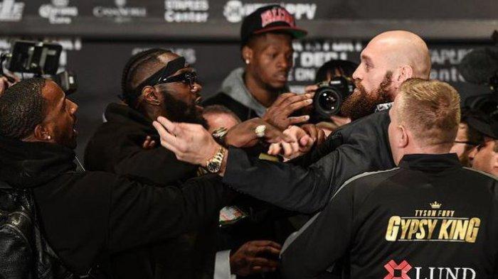 Update Jadwal Tinju Dunia Kelas Berat Tyson Fury Vs Deontay Wilder 3, Anthony Joshua Jadi Pesimis?