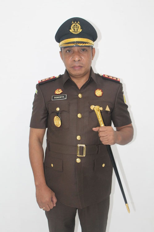 JPU Kejari TTU Limpahkan Berkas Perkara Korupsi Pengadaan Alkes RSUD Kefamenanu kePengadilan Tipikor