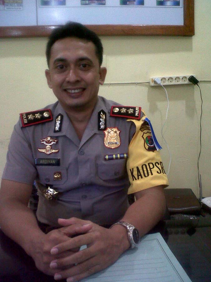 Polres Ende Terima Satu Unit Mobil Tahanan