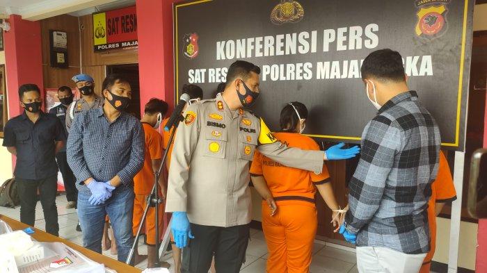 2 Gadis Belia ini Rampok di rumah Nenek Tetangganya,Kepergok Saat Mencuri Nenek Dicekik Tewas, INFO