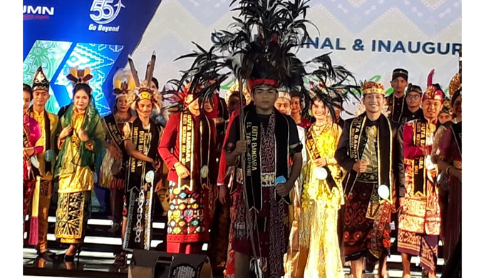 Kenalkan Sasando dan Beragam Pakaian Adat NTT, Duta Bandara El Tari Kupang Masuk Lima Besar