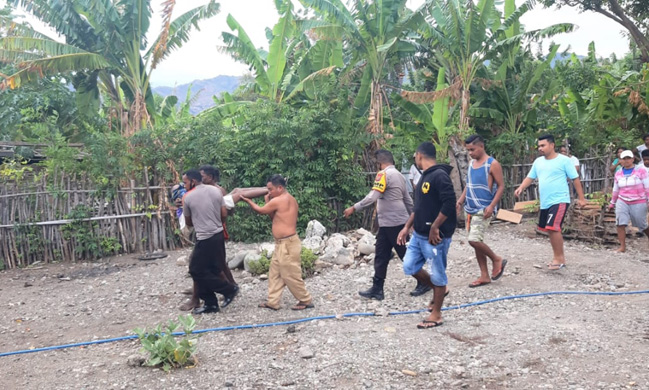 Rencanannya Pria yang Tewas Disambar Petir di Desa Humusu Wini Dimakamkan Besok