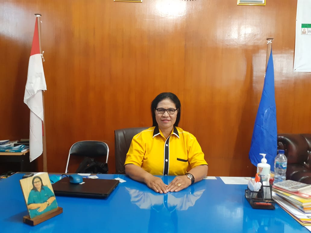 Kepala Sekolah SMAN 5 Kupang Minta Kepada Guru-Guru Agar Bekerja Dengan Hati