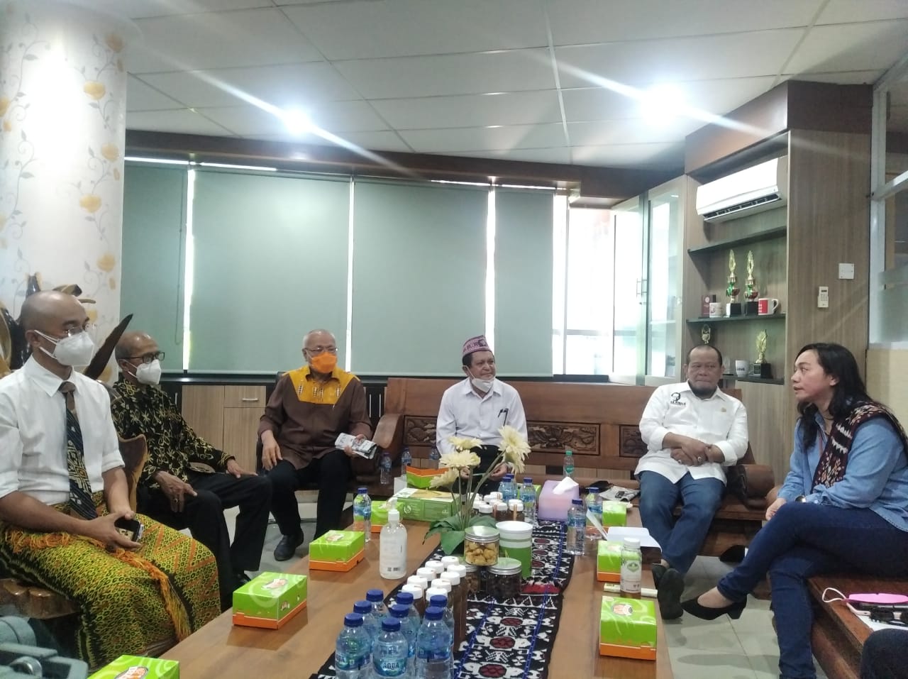 Ketua DPD RI La Nyalla Sambangi Kampus UCB Kupang, Begini Suasananya