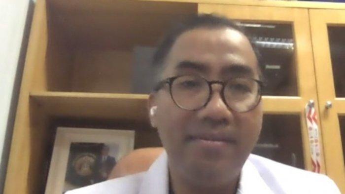 ketua-perki-dr-dr-isman-firdaus-spjp-k-penderita-sakit-jantung-aman-divaksin.jpg
