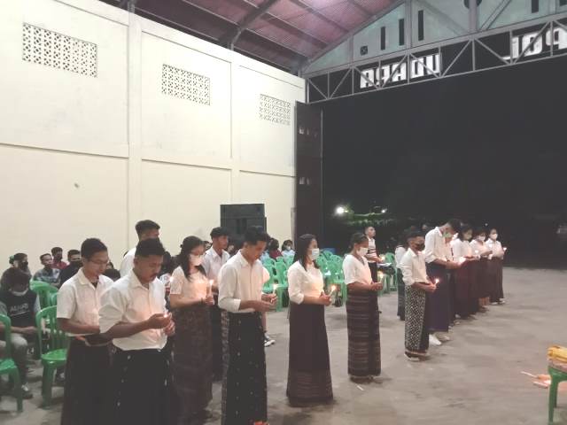 Romo Deo Lantik Pengurus KMK Fisip Undana Kupang