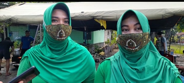 kodim-1605-belu-distribusikan-1500-ekor-ayam-buat-lauk-pengungsi-korban-banjir.jpg