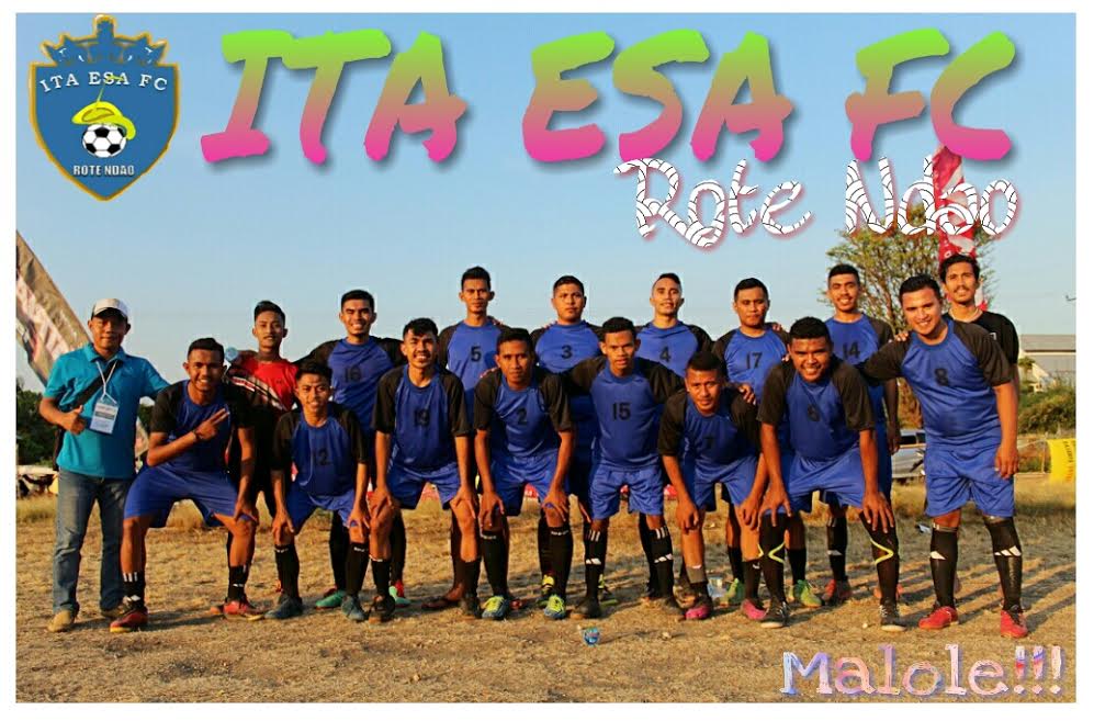 Eratkan Persatuan Anak Muda Rote Dengan Bola