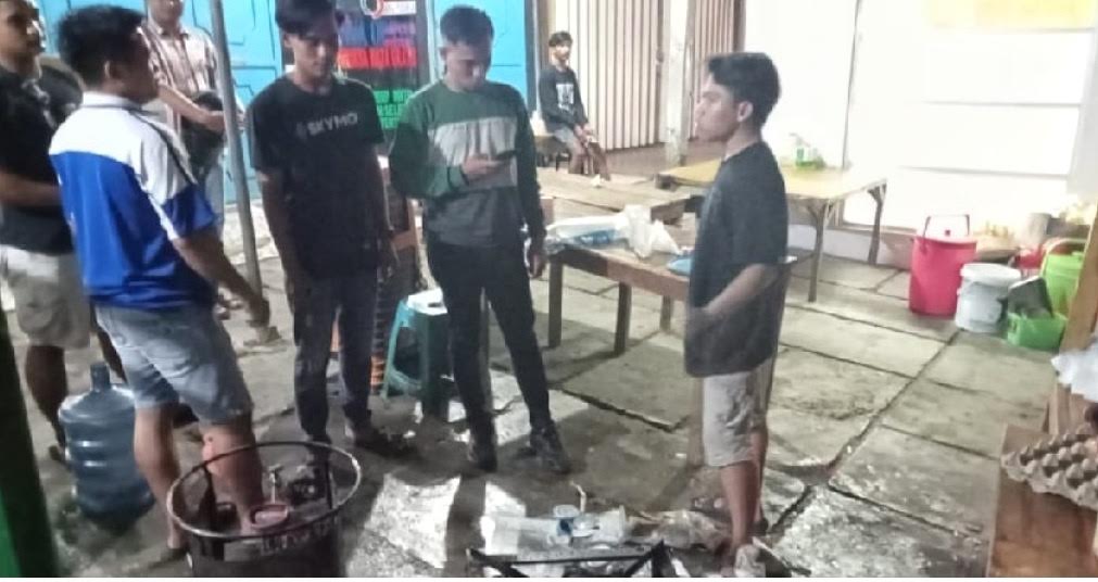 Oknum ASN di Labuan Bajo Manggarai Barat Merusak Warung Makan