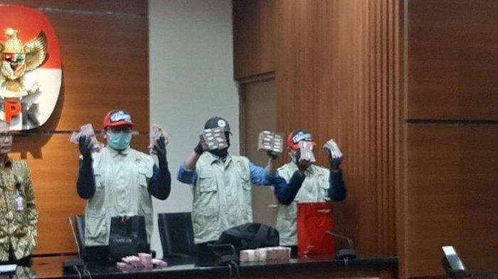 KPK Sita Uang Rp 1,8 Miliar, Lihat Detik-detik OTT KPK Ciduk Bupati Sidoarjo di Pendopo, SIMAK