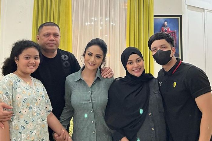 Raul Lemos dan Aurel Hermansyah Berdamai, Suammi Krisdayanti Berhrap ini pada dua Anak Sambungnya