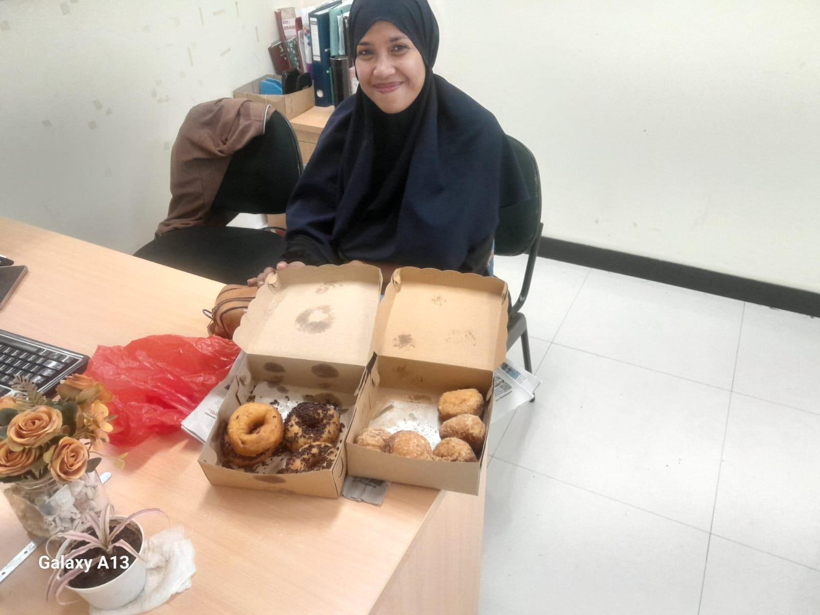 Kuliner NTT Lembut Kokis Roti Goreng Balek Gula Kokis Donat dan Roti Kukus Jenny Rachmawati