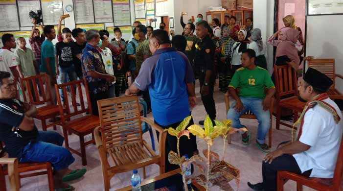 Kunker Bupati Lembata di Desa Balauring Diwarnai Aksi Protes Pemuda