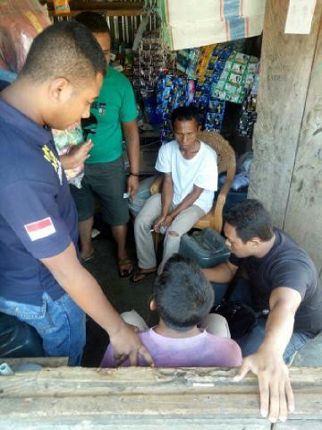 Inilah Akibat Yang Dialami Warga Liang Bua, Ada Kios Bukannya Jualan Barang Tapi Jualan KP