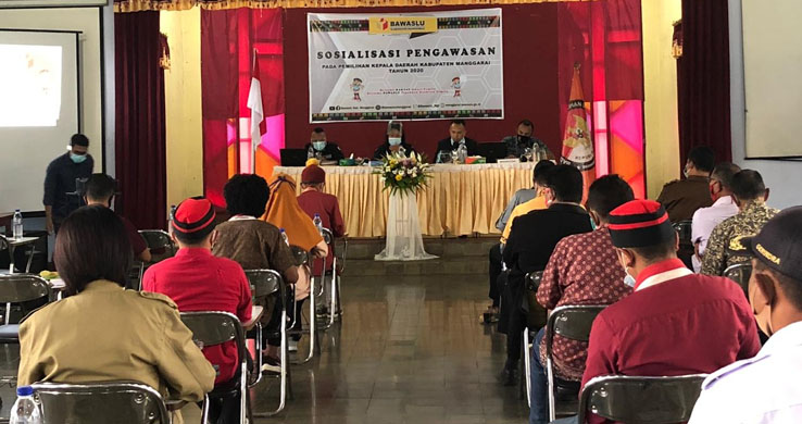 Lakukan Pengawasan Saat Pandemi Covid-19, Bawaslu Manggarai Sosialisasi Perbawaslu 4 Tahun 2020