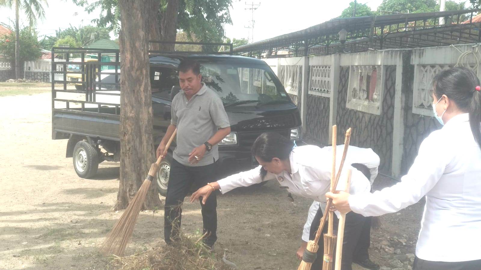 Sambut Hari Bhakti Pemasyarakatan, Lapas Waingapu Baksos Bersama Warga di Masjid Jami