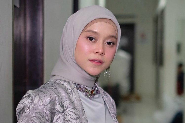 lesty-kejora-dilabrak-gebetan-rizky-billiar.jpg
