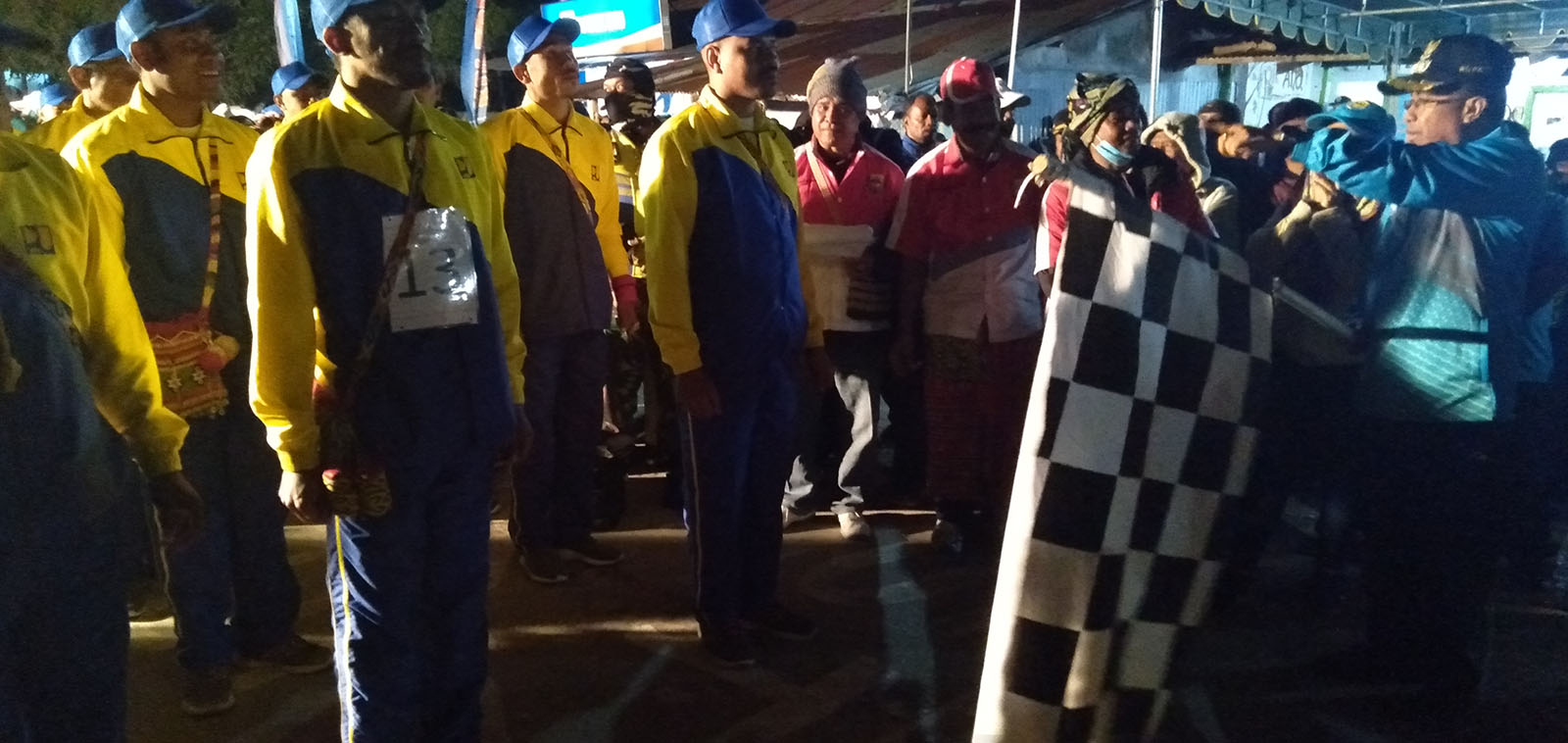 Bupati Tahun dan Wabup Army Lepas 59 Regu Gerak Jalan 45 Km di Kabupaten TTS