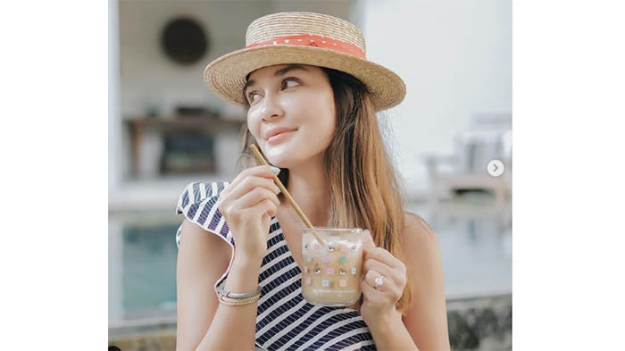 Luna Maya Terkejut Dengar Pengakuan Uya Kuya Sebut Besaran Biaya, Saat Konflik dengan Denise