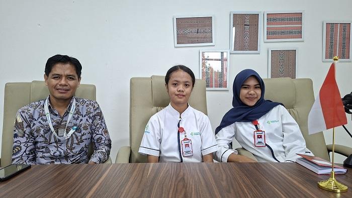 Feature: Dua Mahasiswi Poltekkes Kemenkes Kupang Raih Prestasi Nasional