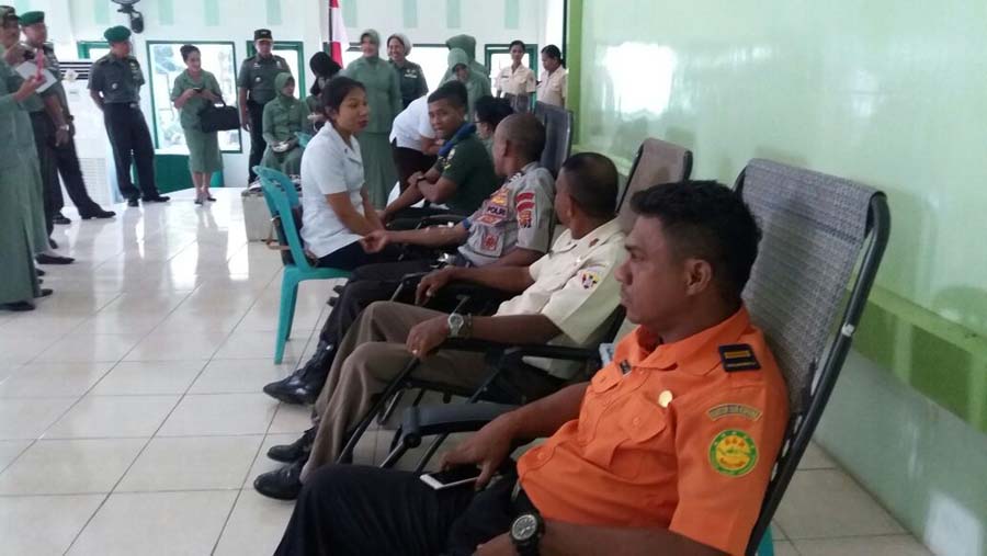 Donor Darah Hari Juang Kartika di Makorem Kupang Terkumpul 146 Kantong Darah