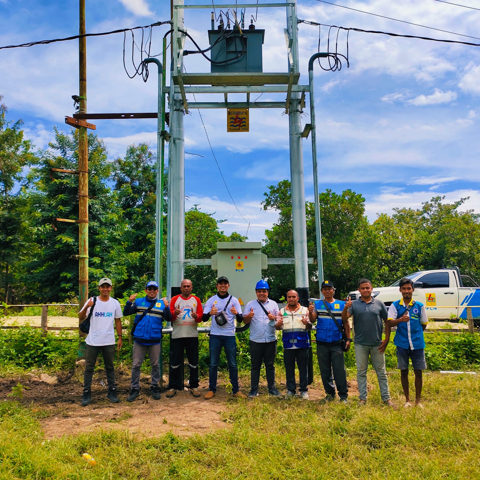 Masuk Tahun 2022, PLN Berhasil Melistriki 11 Desa Terpencil di Sumba Timur 2.222 KK Nikmati Listrik