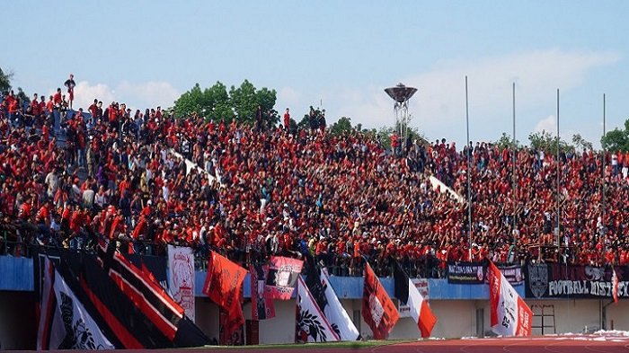 Skema 3 Beka, Pertahanan Persib Bandung Lemah Saat Lawan Persis Solo, Ini Alasan Robert Alberts