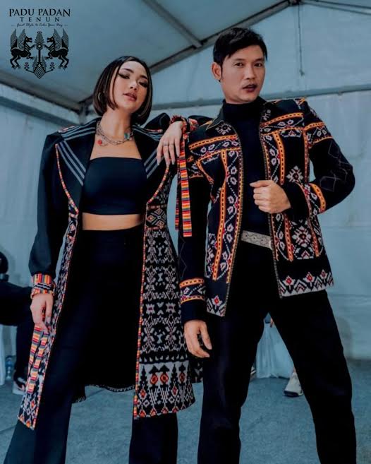 Motif Tenun Ikat NTT yang Dikenakan Marion Jola Sarat Makna